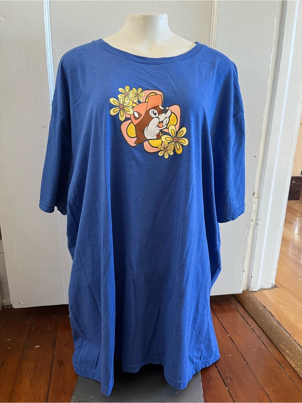 Buc-ee’s Just A Girl Who Loves Buc-ee’s Blue Graphic Tee 3XL